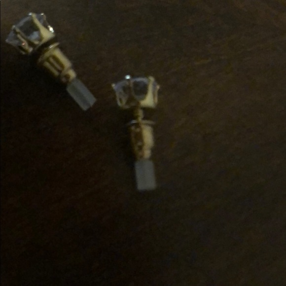 earrings - Picture 3 of 4